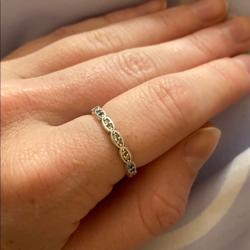 Pandora ring